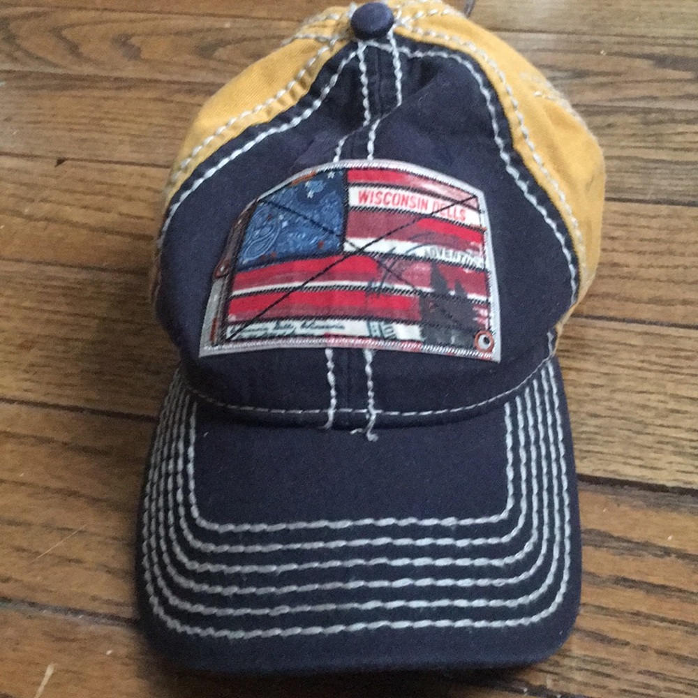 Wisconsin Dells American Flag hat